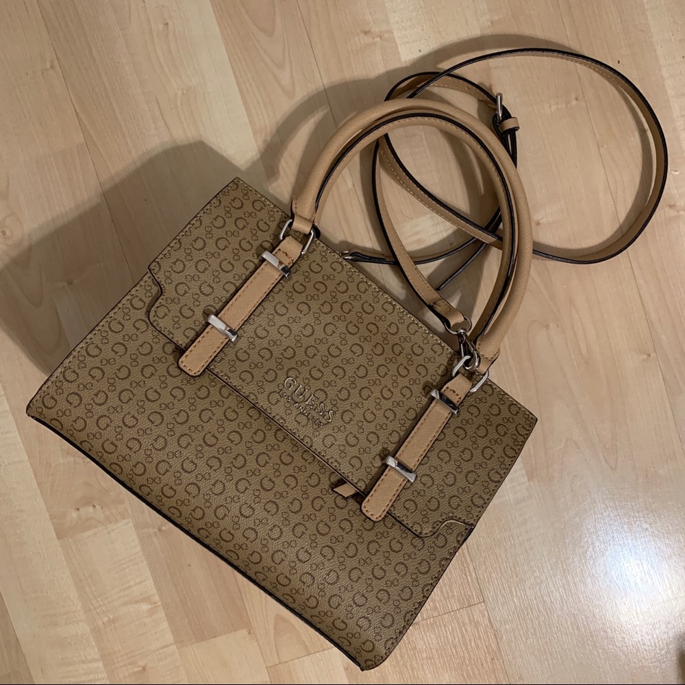 GUESS Los Angeles Logo Satchel